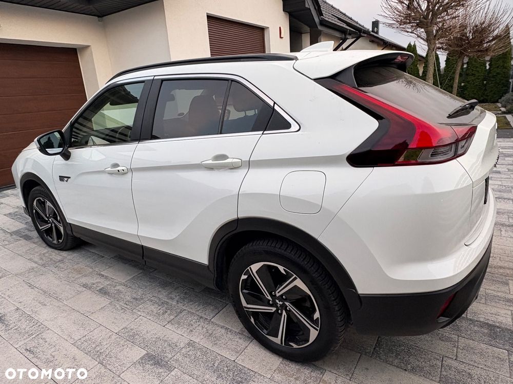 Mitsubishi Eclipse Cross 4WD Basis - 3