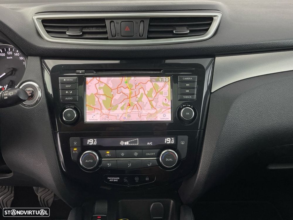 Nissan Qashqai 1.3 DIG-T N-Connecta - 17