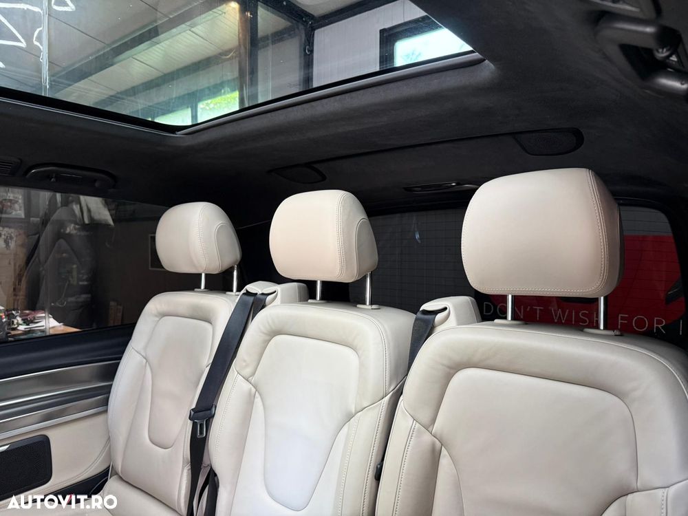Mercedes-Benz V - 30