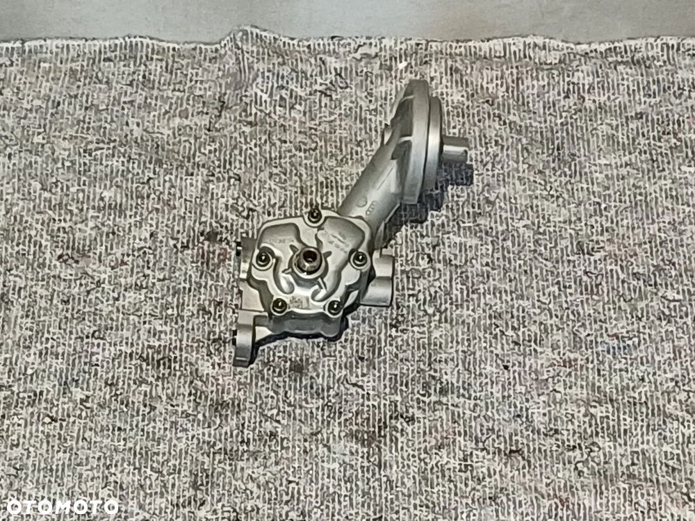 NR 49 Pompa oleju do Audi A6 C6 2,7TDI 059115105 - 3