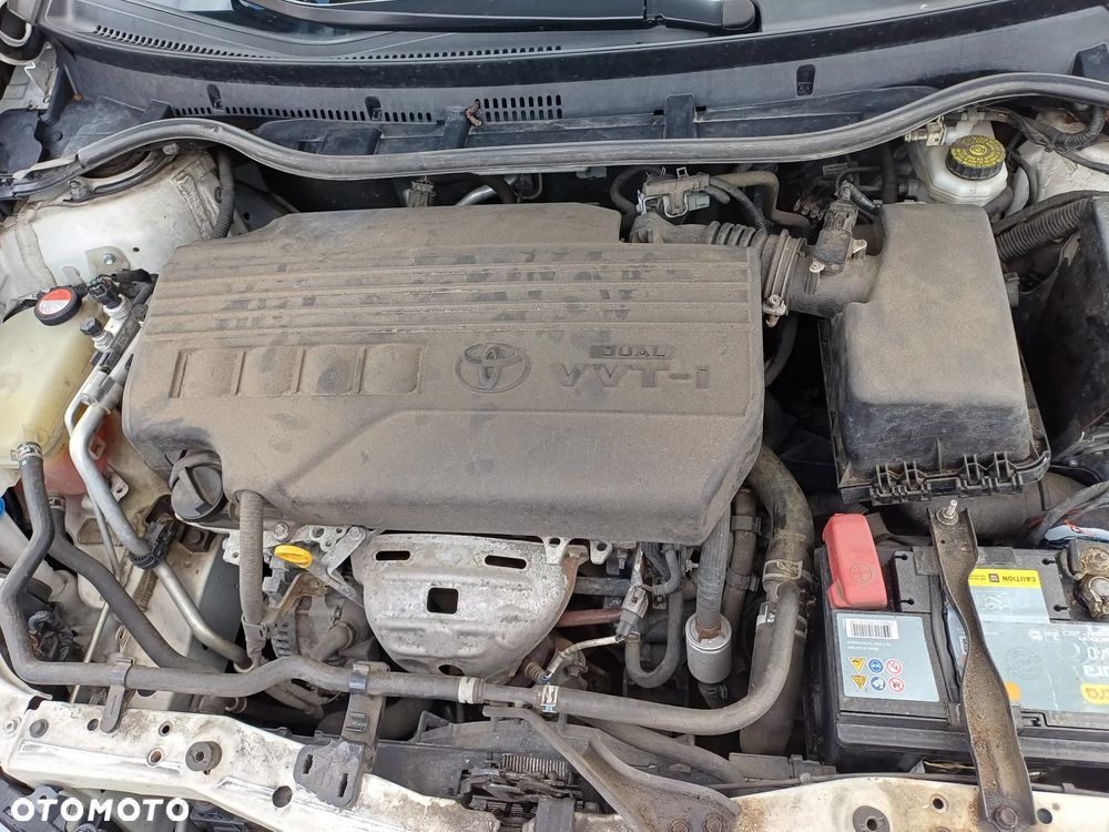 Toyota Auris 1.33 VVT-i Active - 12
