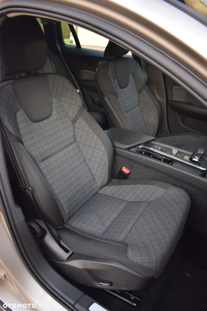 Volvo V60 - 13