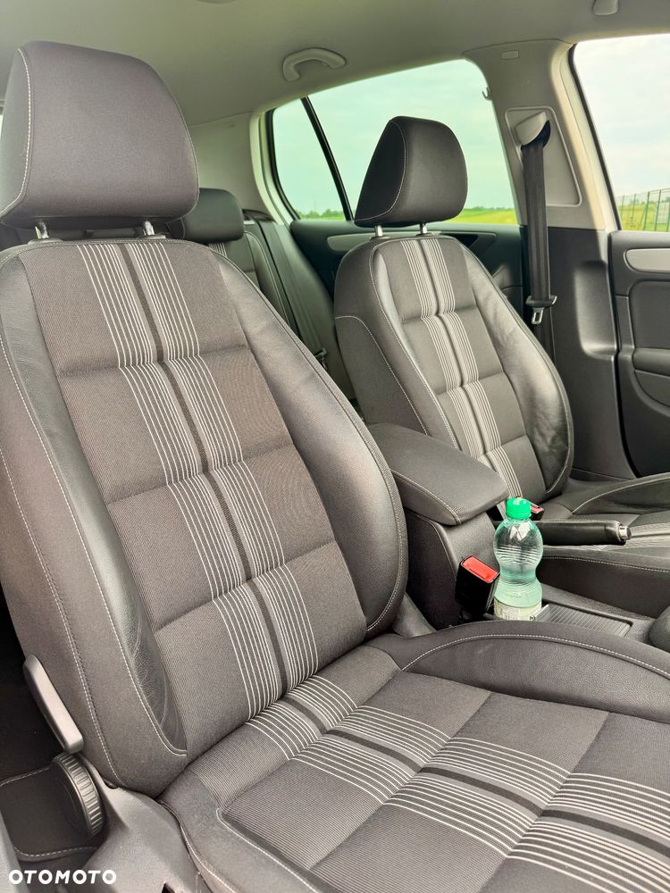 Volkswagen Golf 1.2 TSI MATCH - 10