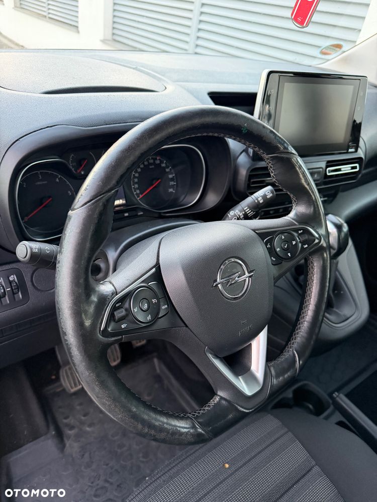 Opel Combo 1.5 CDTI Essentia S&S - 18