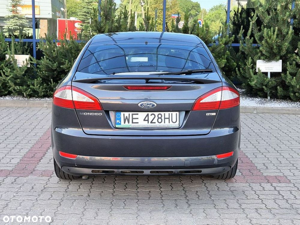 Ford Mondeo 2.0 TDCi Titanium - 14