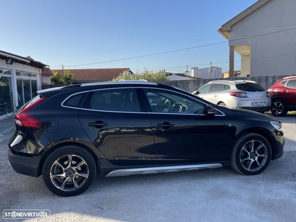 Volvo V40 Cross Country 2.0 D2 Volvo Ocean Race - 2