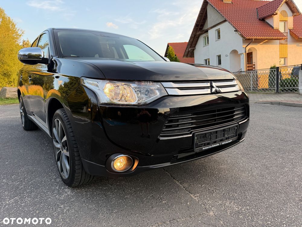 Mitsubishi Outlander - 12