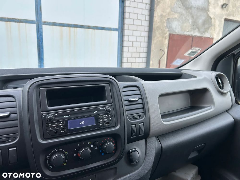 Renault Trafic - 9