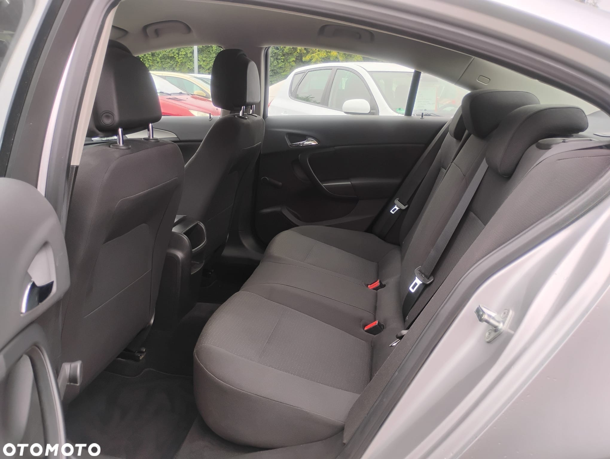 Opel Insignia 1.6 Design Edition - 25