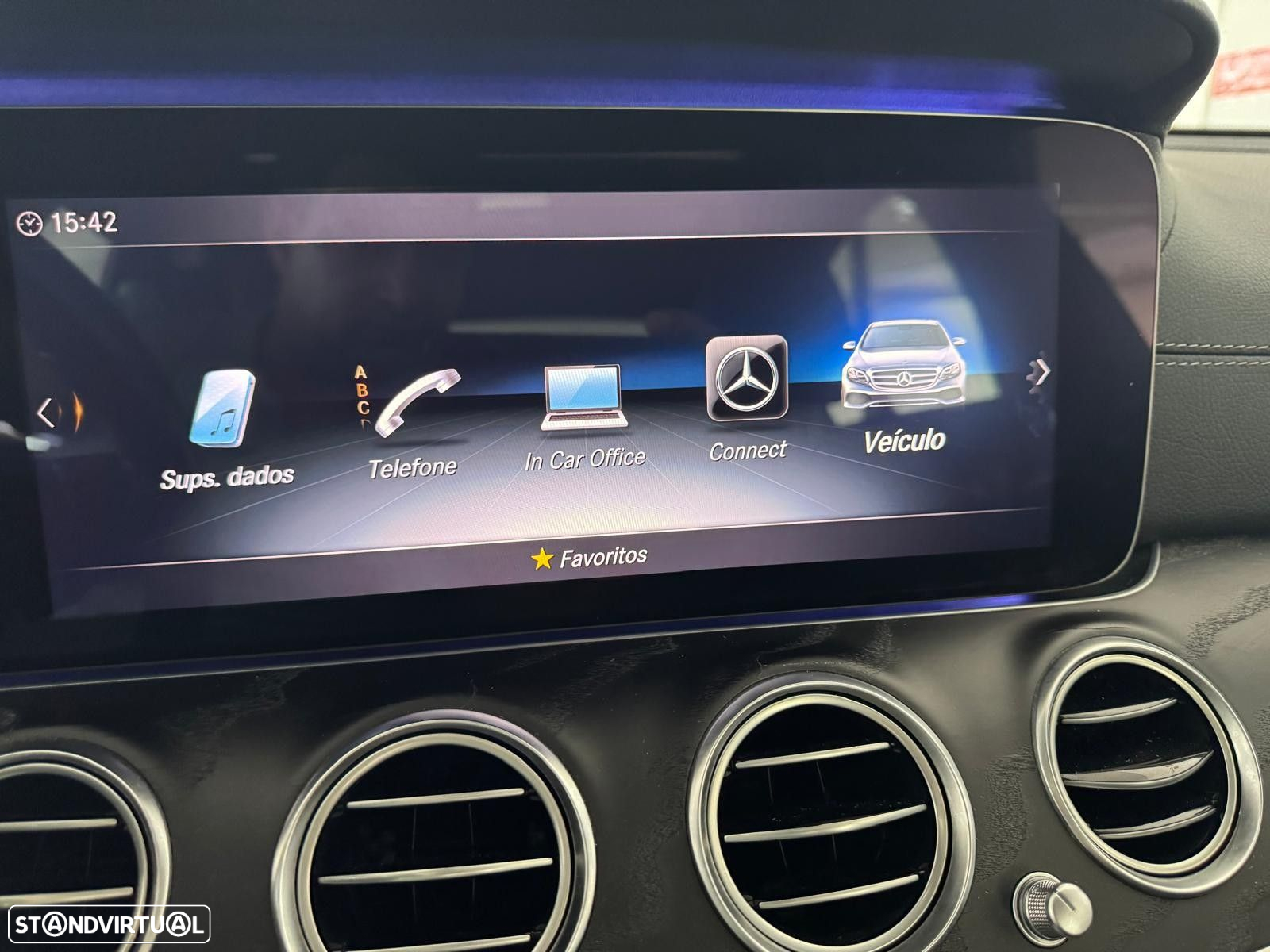 Mercedes-Benz E 220 d Exclusive - 32