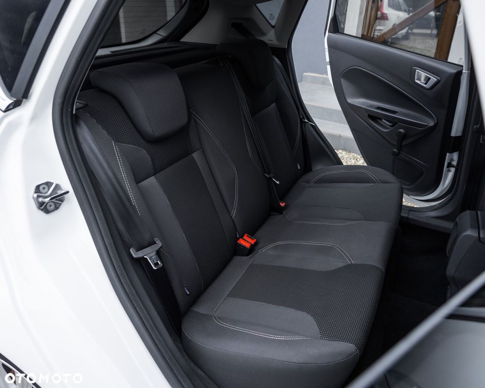 Ford Fiesta 1.0 EcoBoost Titanium ASS - 26