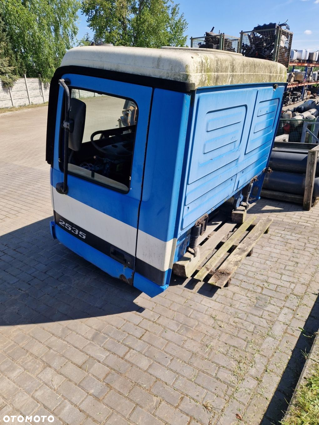 Kabina Dzienna Krótka Budowlana Mercedes Actros MP1 8x4 6x4 6x6 4x4 8x8 8x6 - 4