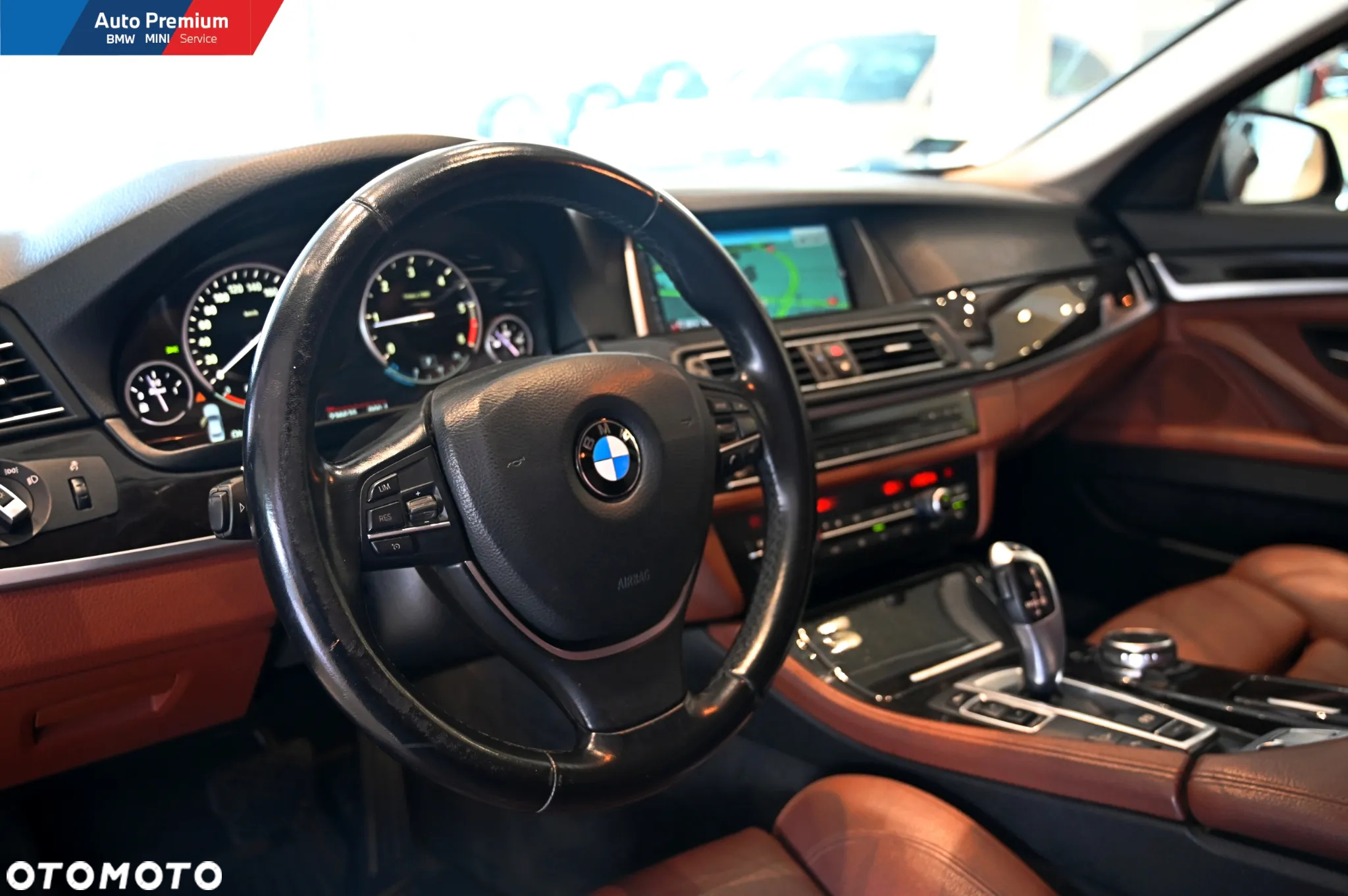BMW Seria 5 525d xDrive Luxury Line - 13