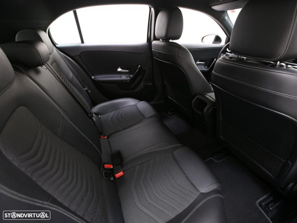 Mercedes-Benz A 180 d Style Plus Aut. - 12