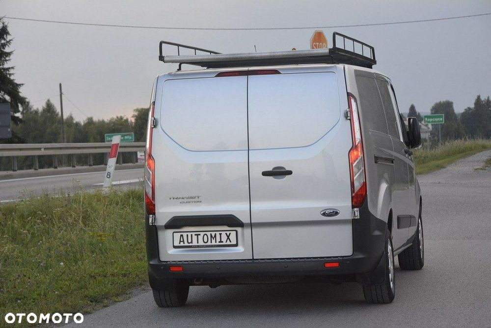 Ford Transit Custom - 8