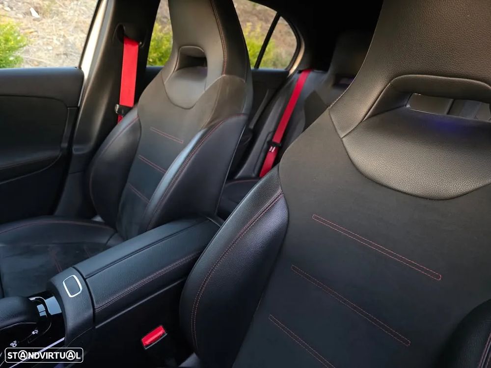 Mercedes-Benz A 35 AMG 4Matic Speedshift DCT 7G Advanced-Plus - 6