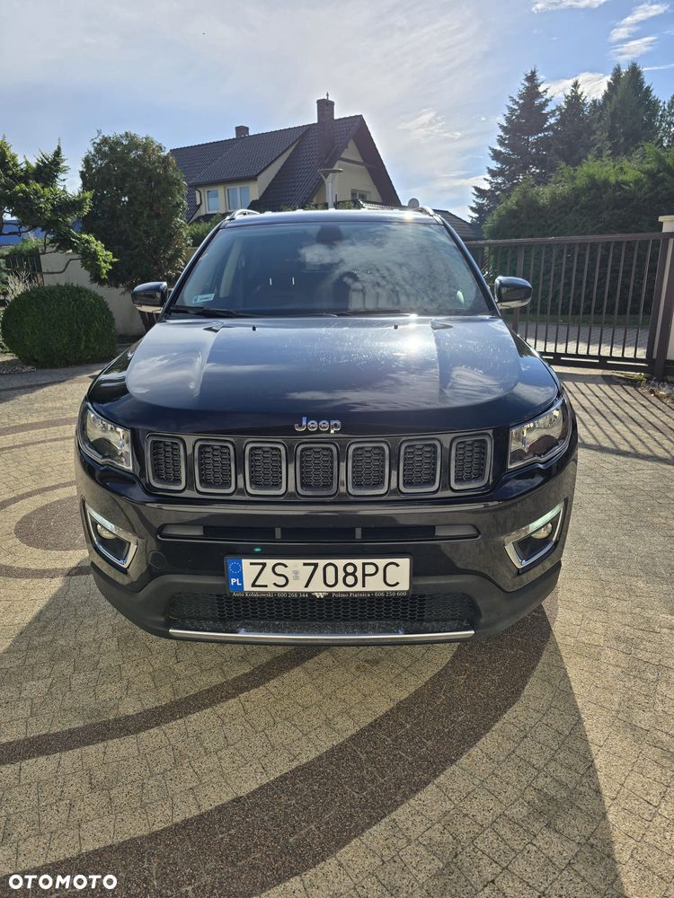 Jeep Compass - 26