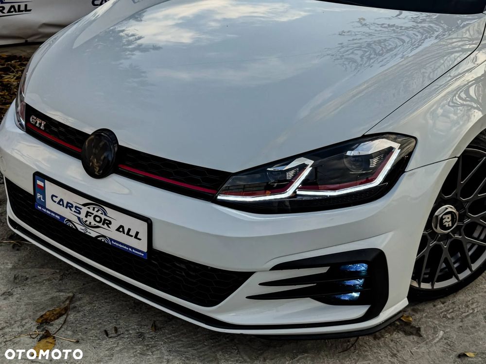 Volkswagen Golf 2.0 TSI GTI DSG - 23