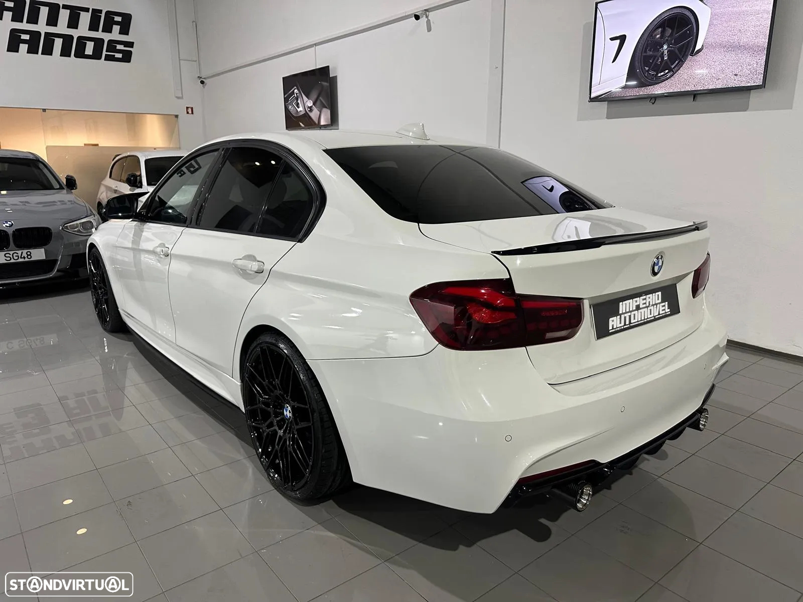 BMW 320 d Pack M - 26