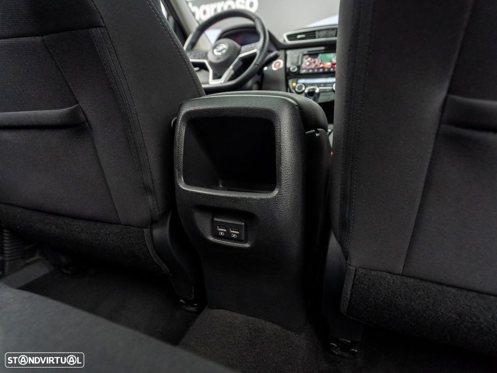 Nissan Qashqai 1.5 dCi N-Connecta - 36