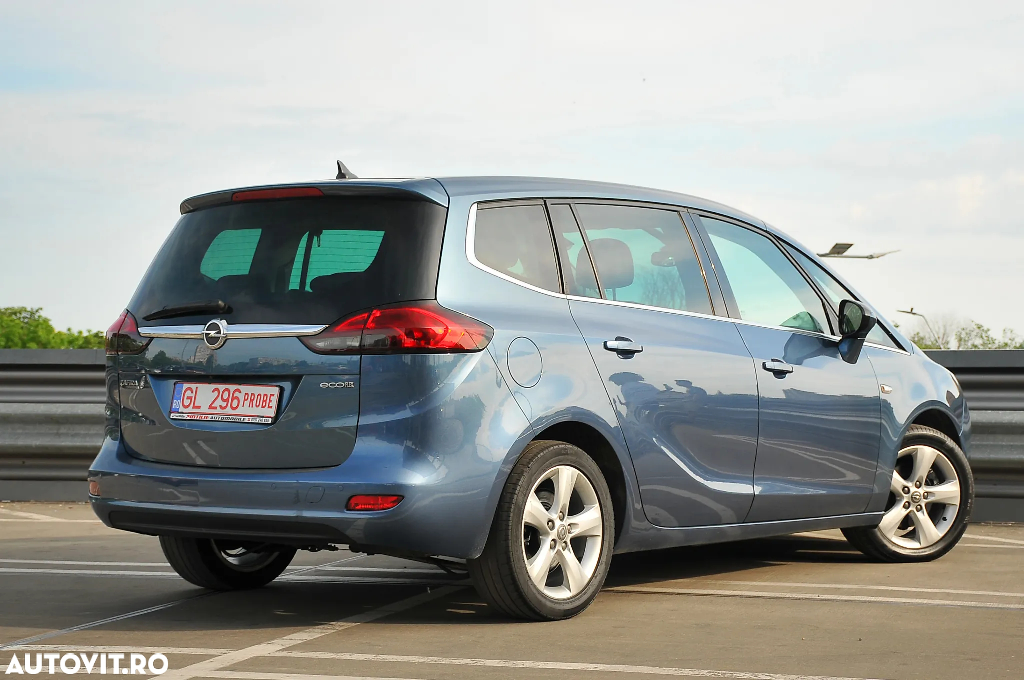 Opel Zafira Tourer 1.6 CDTI Start/Stop Cosmo - 2