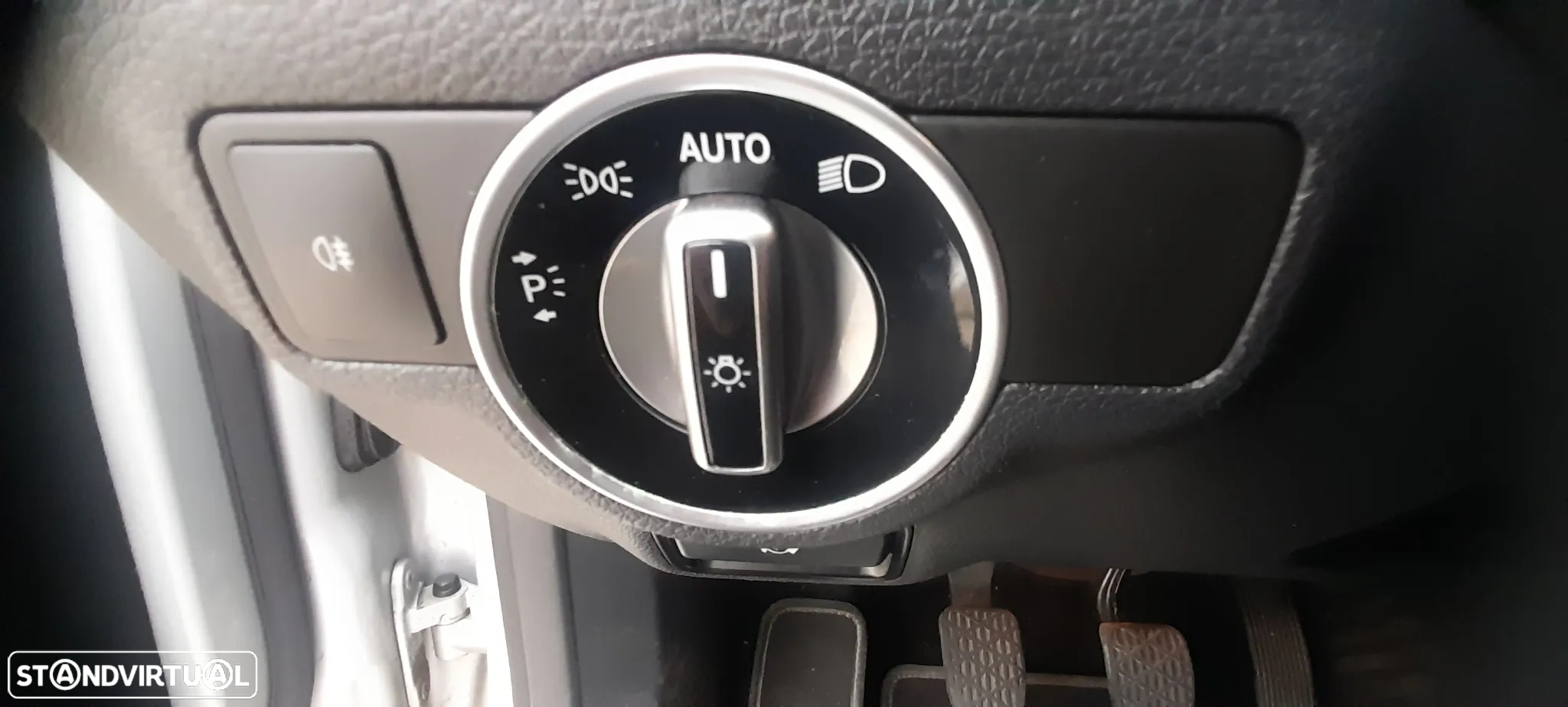 Mercedes-Benz CLA 180 d Peak Edition - 21