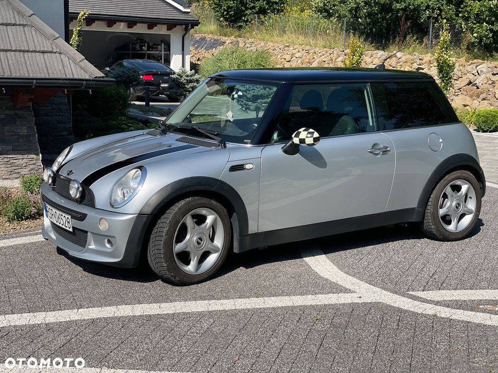 MINI Cooper Standard - 3