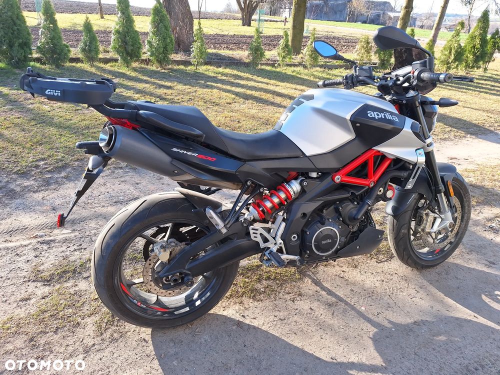 Aprilia Shiver - 2