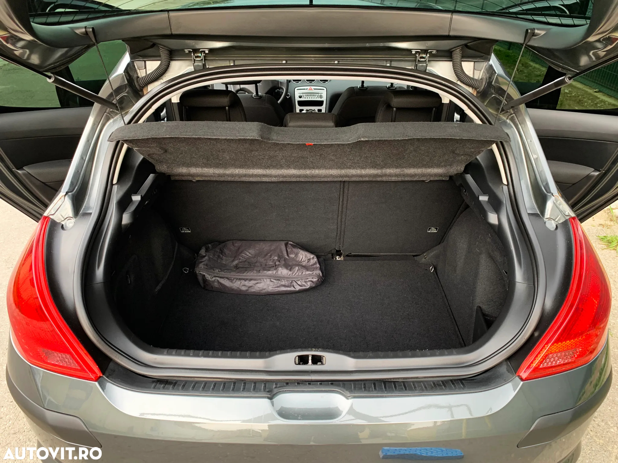 Peugeot 308 1.6HDi Confort Pack - 8