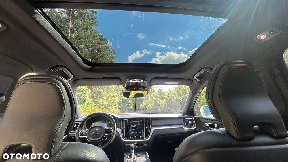 Volvo V60 D3 Momentum Pro - 14