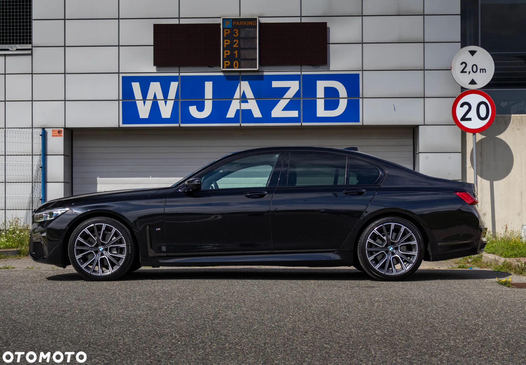BMW Seria 7 730d xDrive mHEV sport - 14