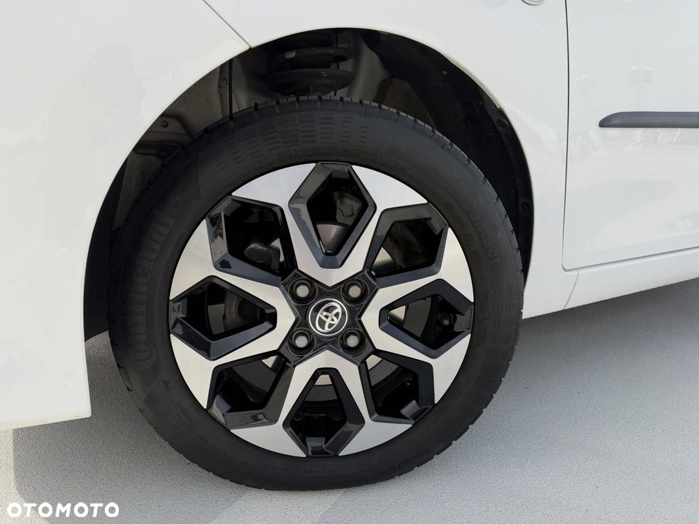 Toyota Aygo x-play - 10