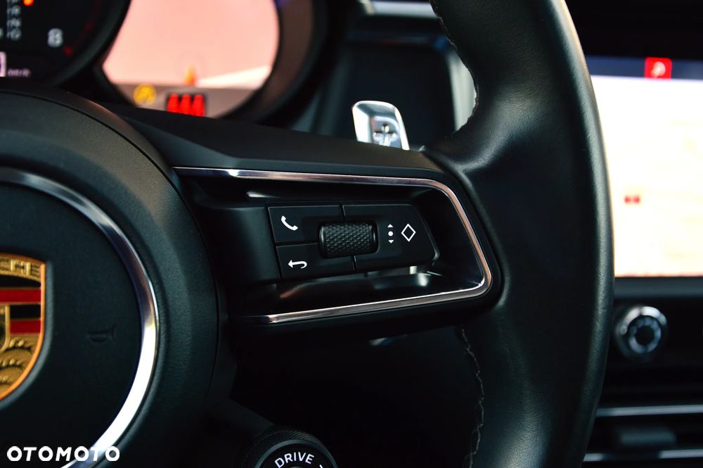 Porsche Macan Standard - 30