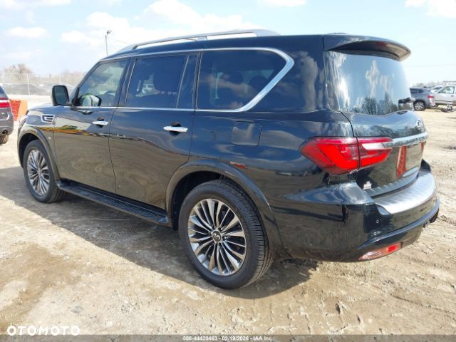 Infiniti QX80 - 5