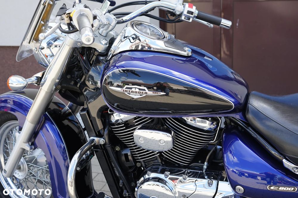 Suzuki VL 800 Volusia - 27