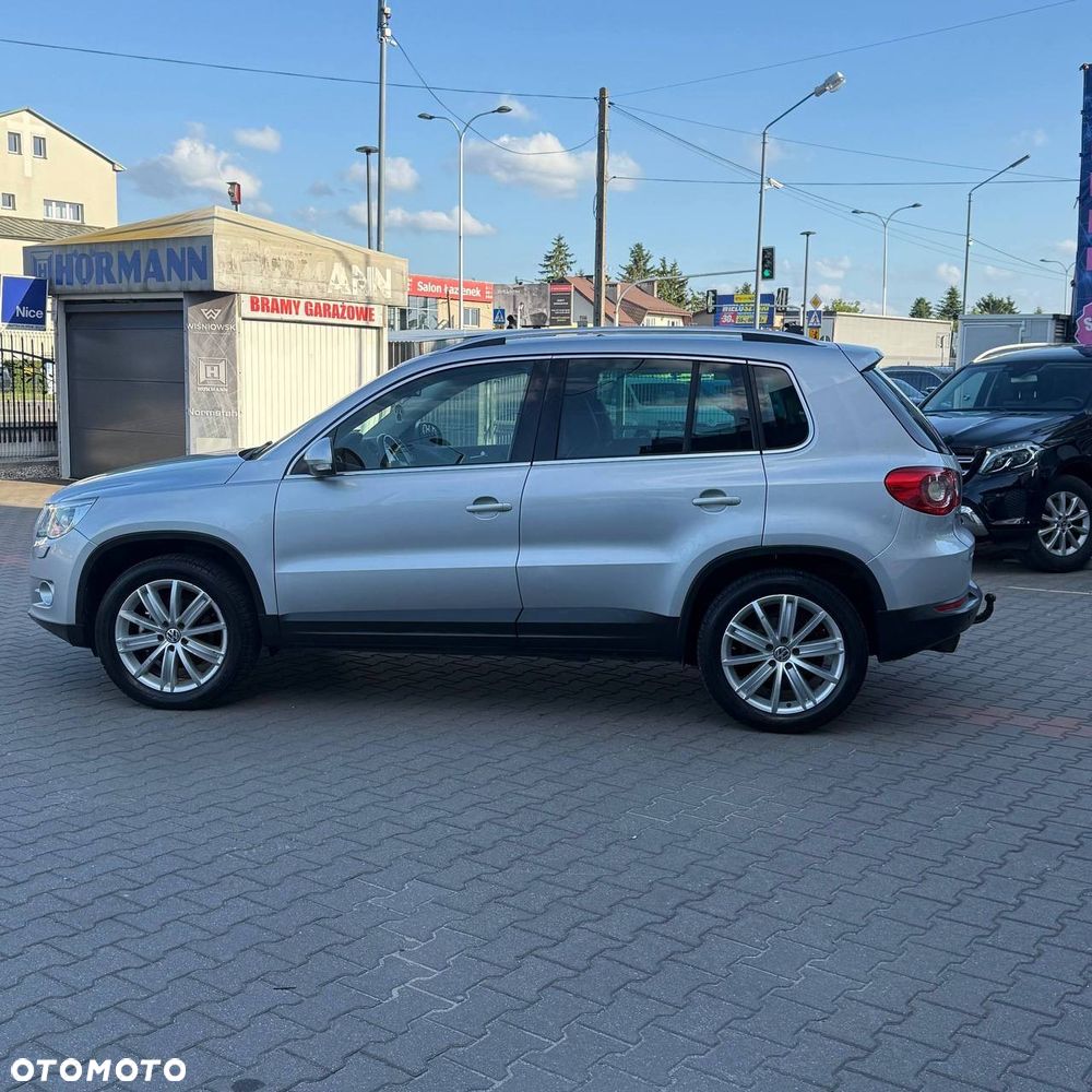 Volkswagen Tiguan - 31