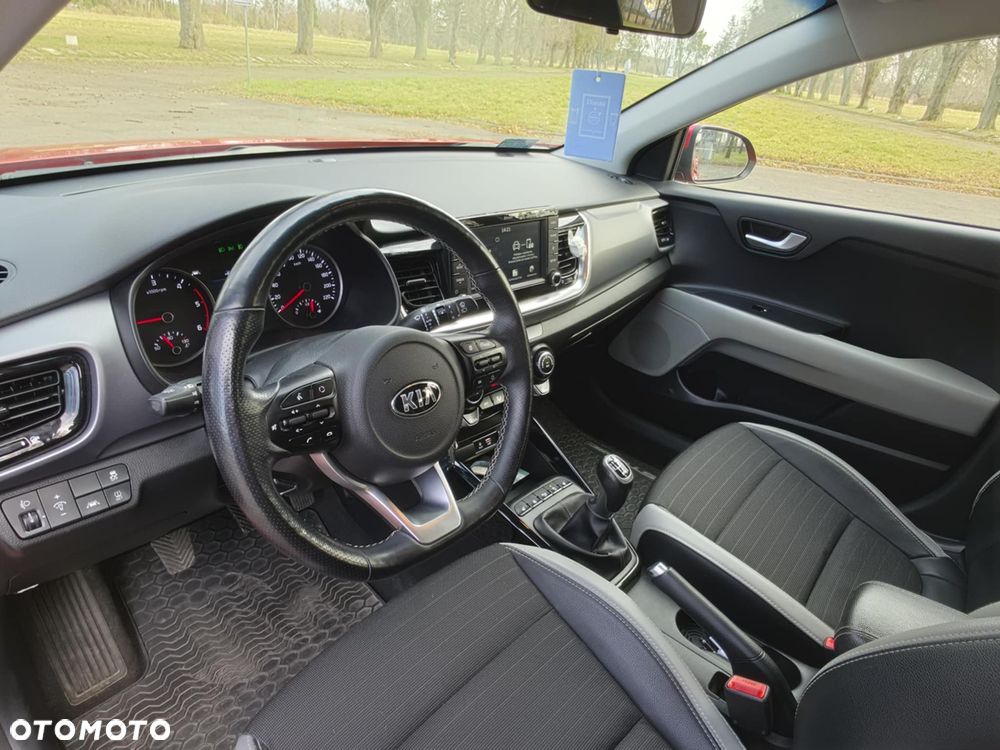 Kia Stonic 1.6 CRDi SCR L - 8