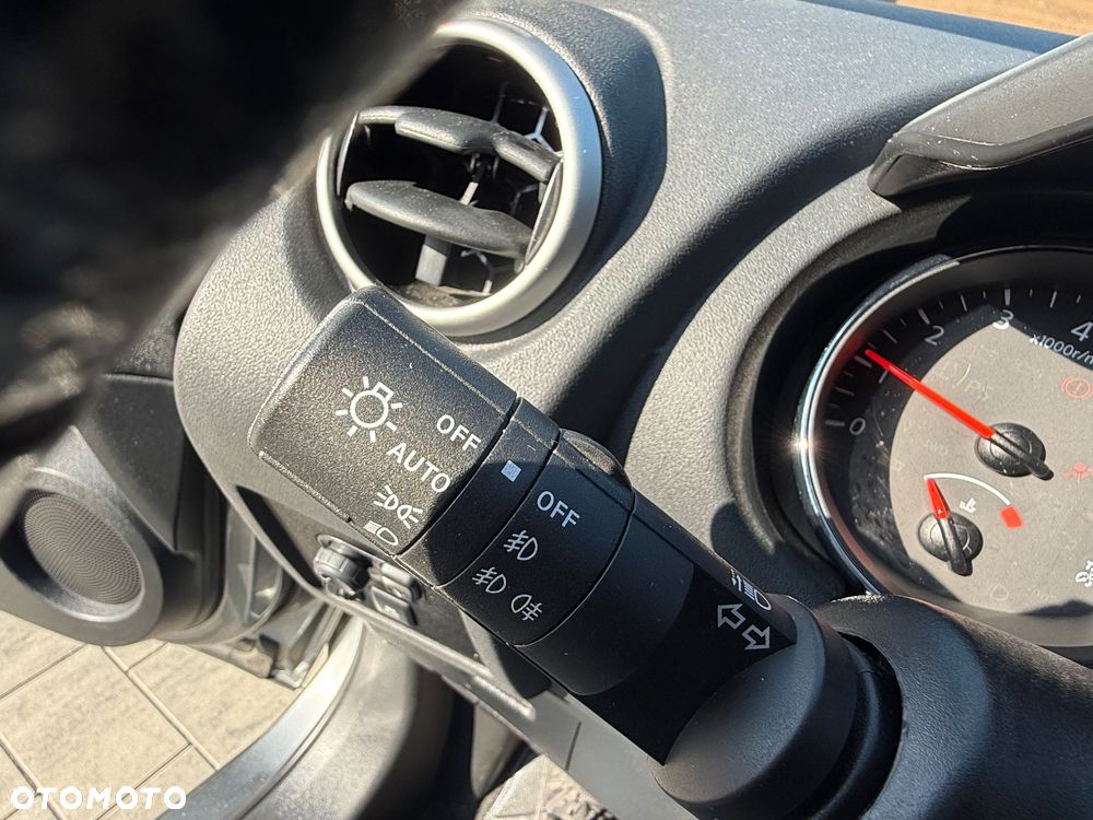 Nissan Qashqai+2 - 16