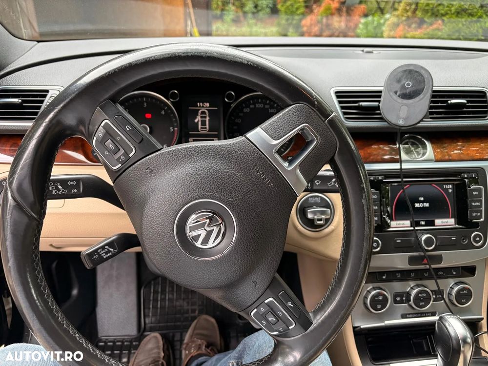 Volkswagen Passat CC 2.0 TDI DSG 4Motion BMT - 12