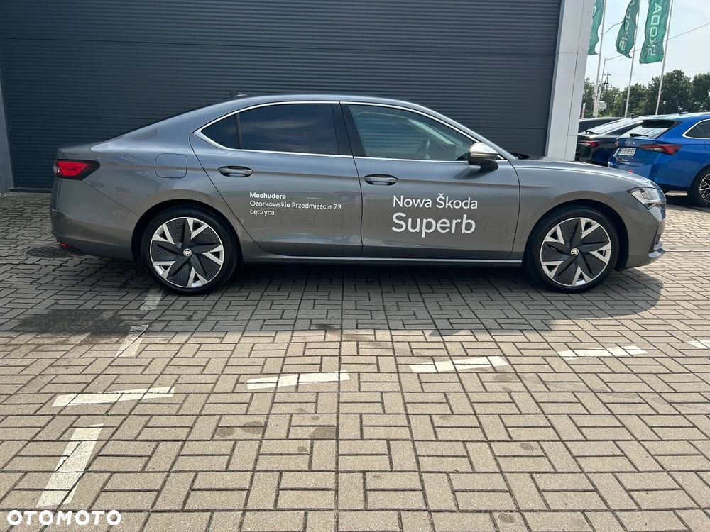 Skoda Superb 1.5 TSI mHEV Selection DSG - 3