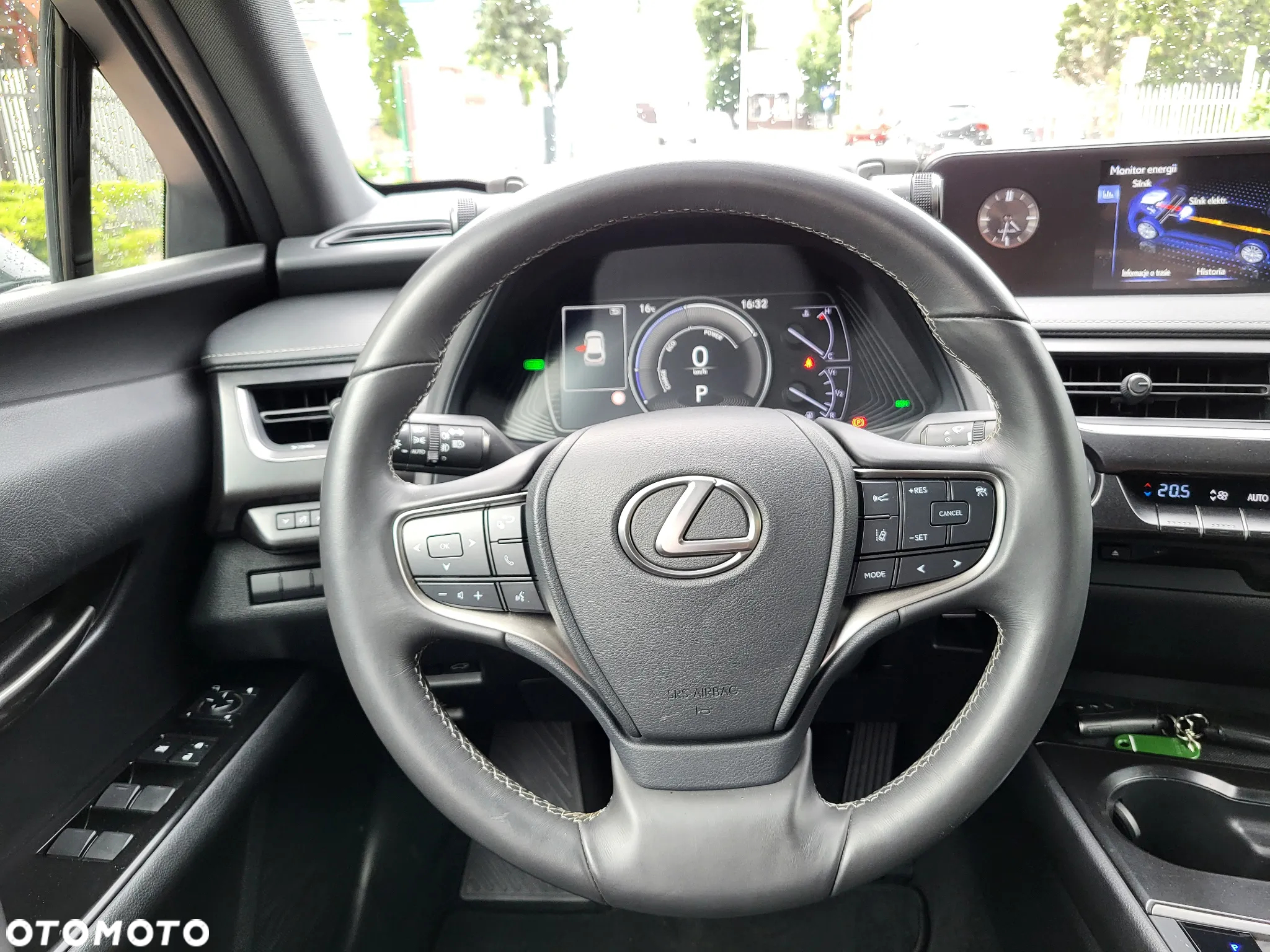 Lexus UX 250h GPF Elegance 2WD - 13