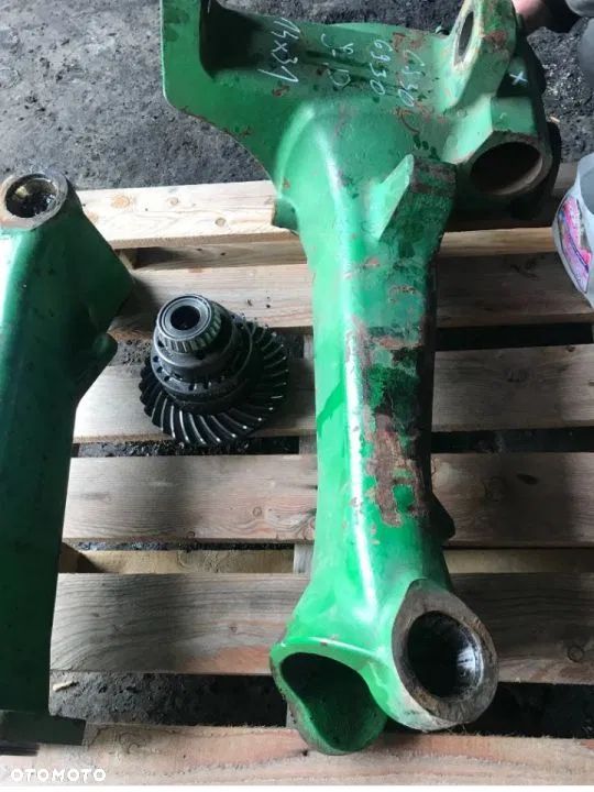 John Deere 6620 6820 6920 - Pochwa Mostu - 1
