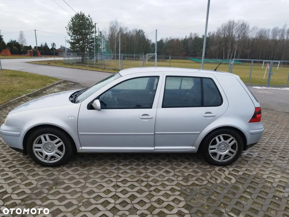 Volkswagen Golf IV 1.8 20V Turbo GTI - 2