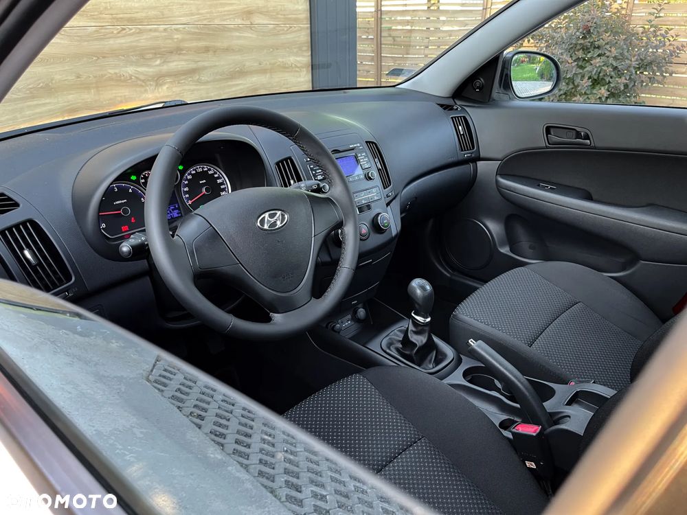 Hyundai i30 1.6 CRDi Classic EU5 - 27
