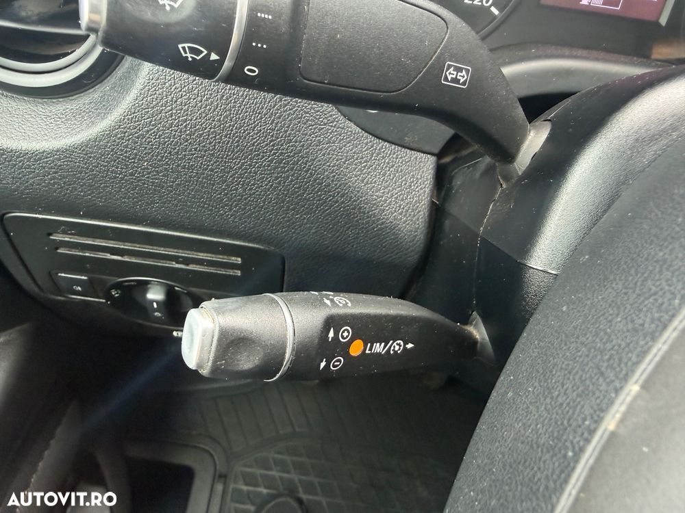 Mercedes-Benz Vito (BlueTEC) Tourer Lang SELECT - 32