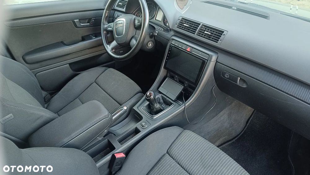 Audi A4 Avant 2.0 TDI - 12