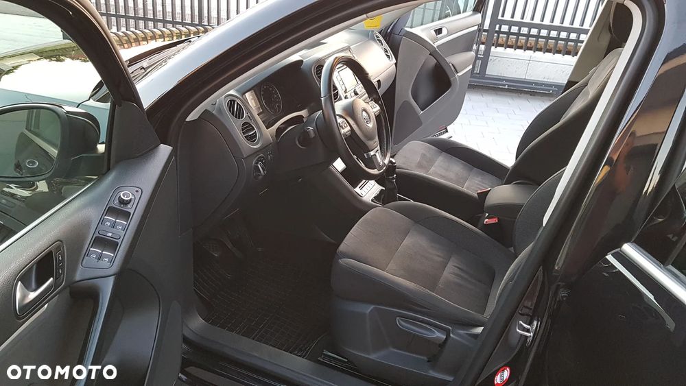 Volkswagen Tiguan - 25