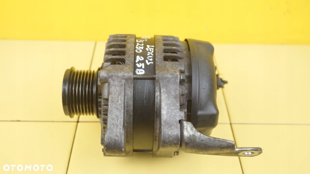LEXUS IS250 2.5 B 11r 208KM 4GR-FSE alternator - 1