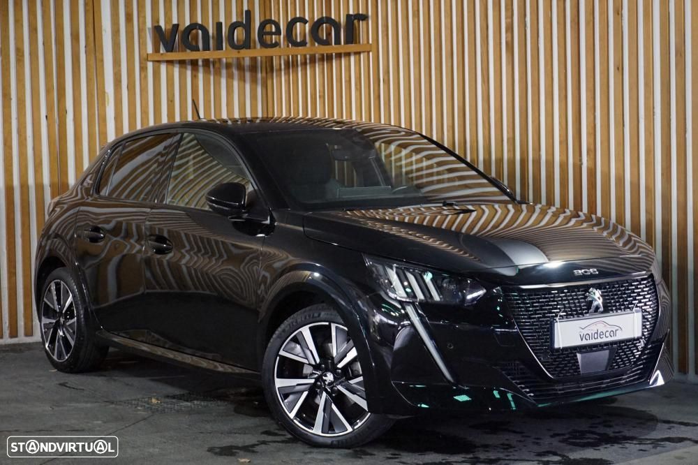 Peugeot 208 1.2 PureTech GT Line - 1