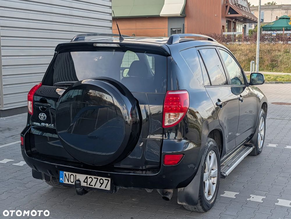 Toyota Rav4 2008 photo 4